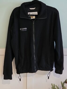 COLUMBIA TITANIUM Fleece Jacket Womens M Full Zip Black Pockets Outdoor Warm EUC